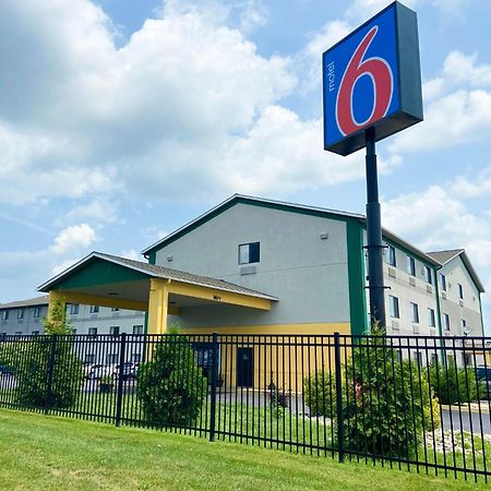 Motel 6 Ланкастер Экстерьер фото