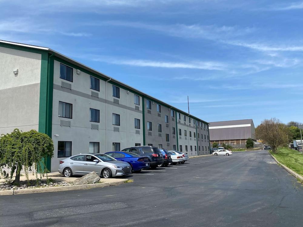Motel 6 Ланкастер Экстерьер фото