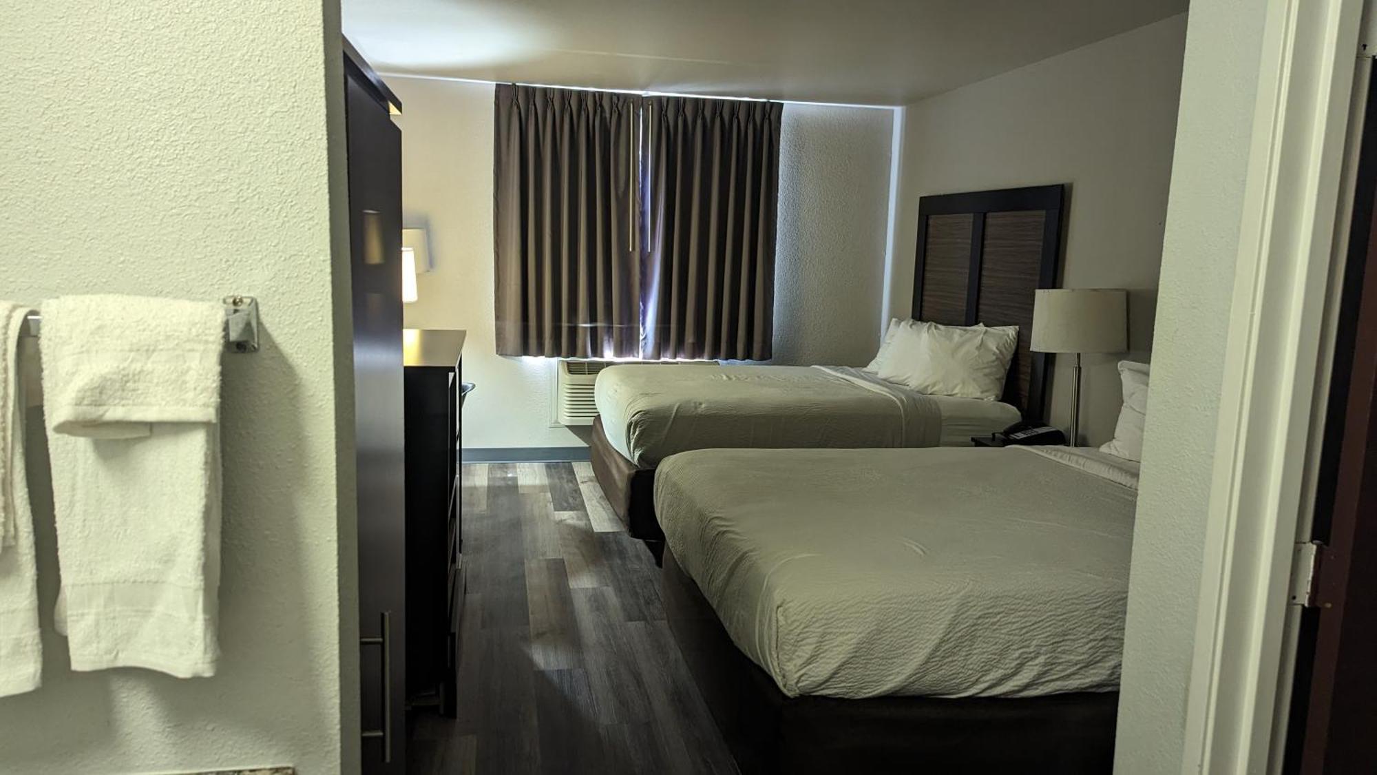 Motel 6 Ланкастер Экстерьер фото